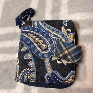 Retired Vera Bradley wallet